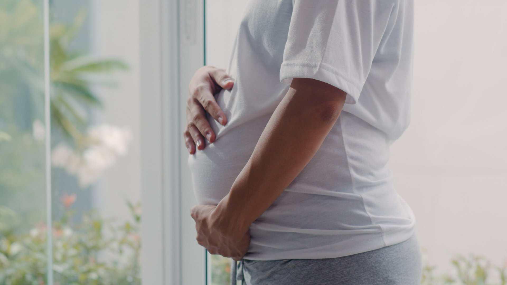 Pregnant women getting detox at retreat of Boston in Boston